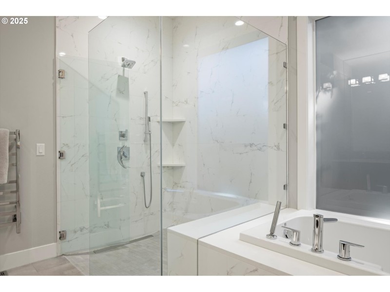 Owner's Suite Bathroom