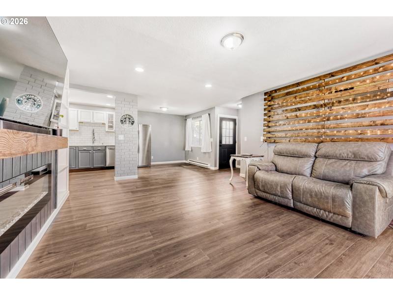 Living Room/Dining Room