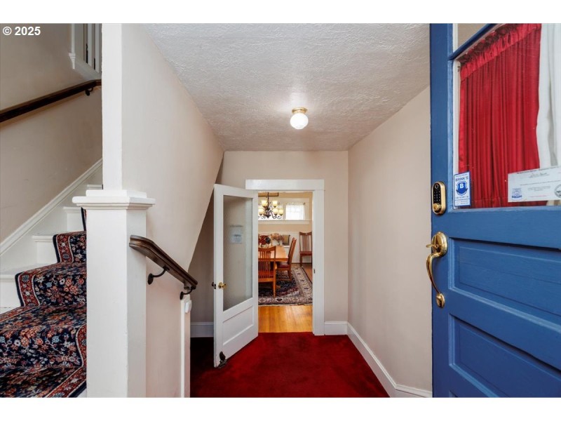 Entrance/Foyer