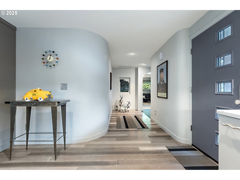 Entrance/Foyer