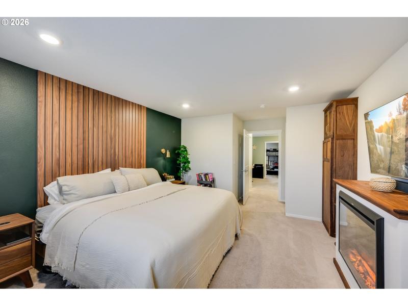 Owner's Suite Bedroom