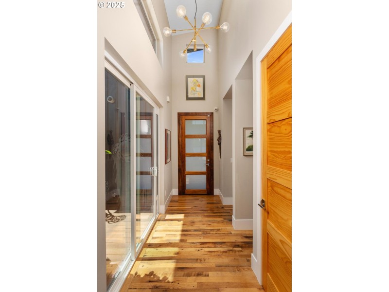 Entrance/Foyer