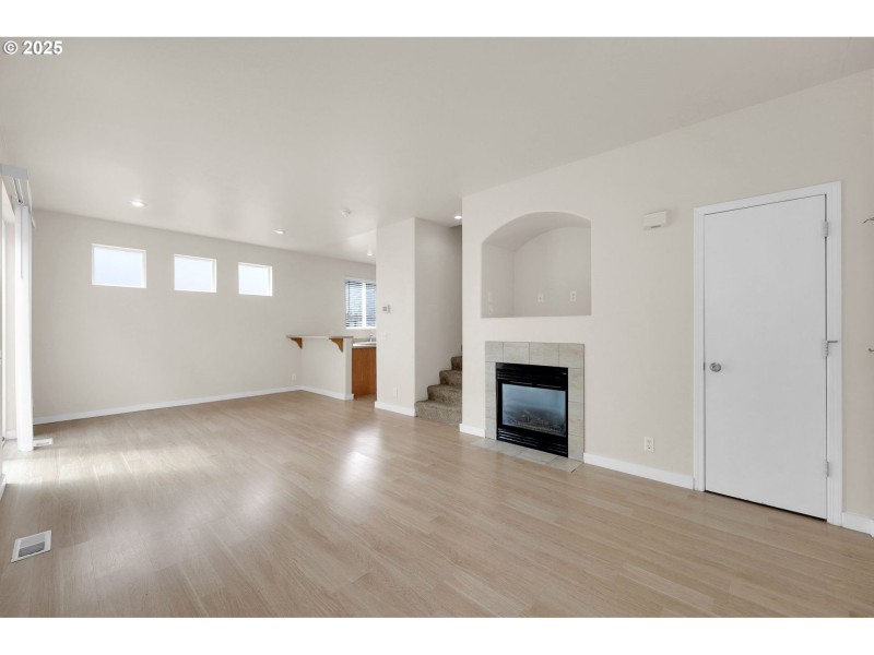 Living Room/Dining Room