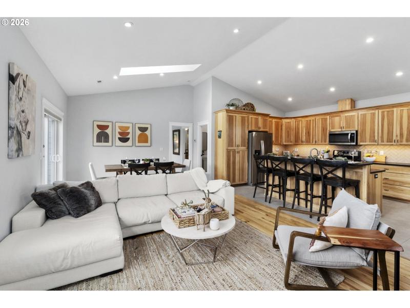 Living Room/Dining Room