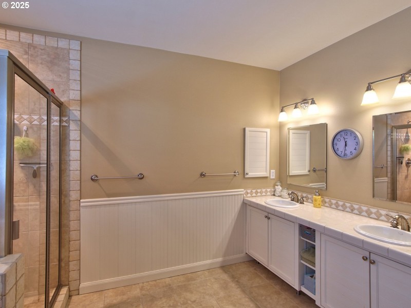 Attached Bathroom #2