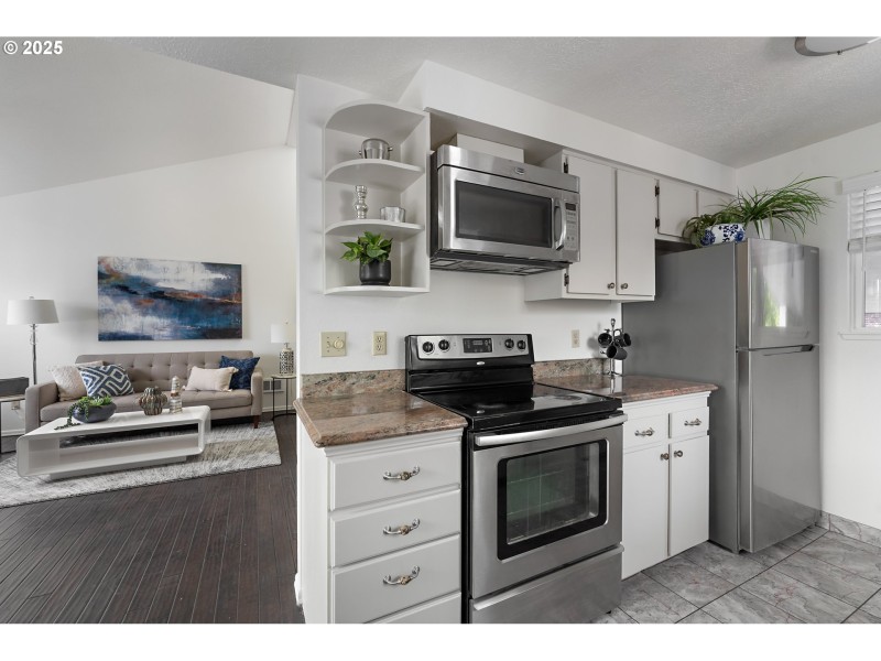 Kitchen/Living Room