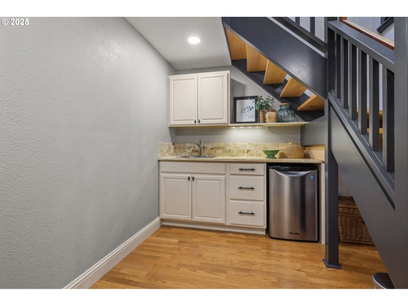 Guest Quarters