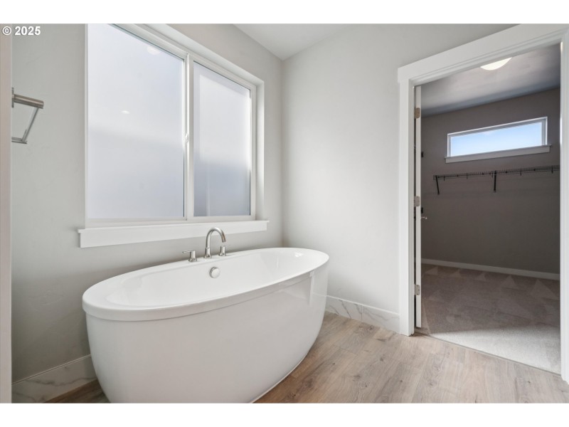 Owner's Suite Bathroom