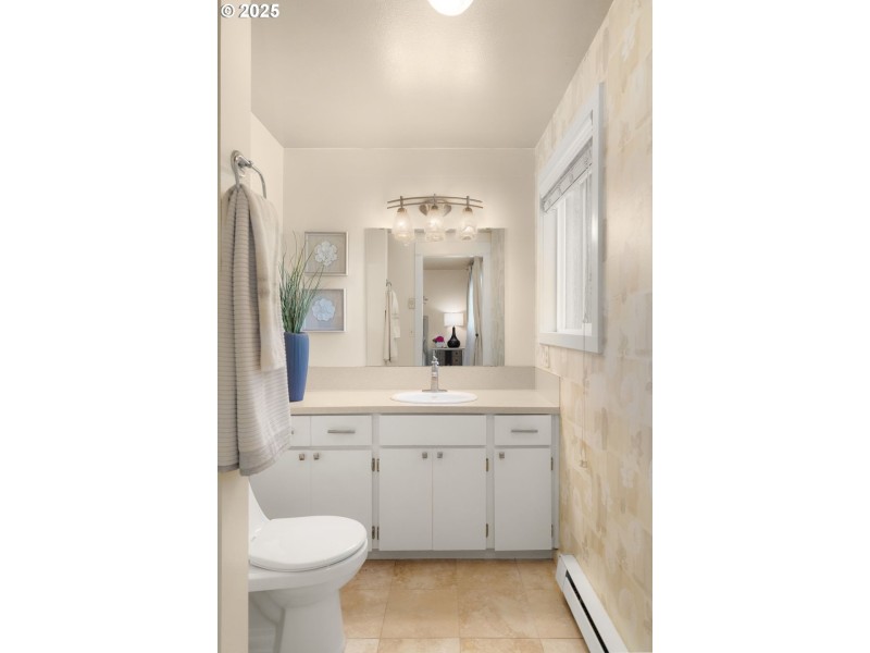 Bathroom, Attached