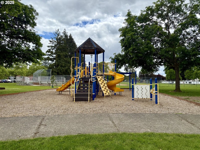 Neighborhood Park