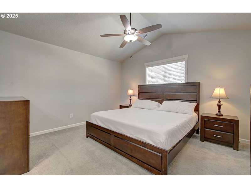 Bedroom, Primary