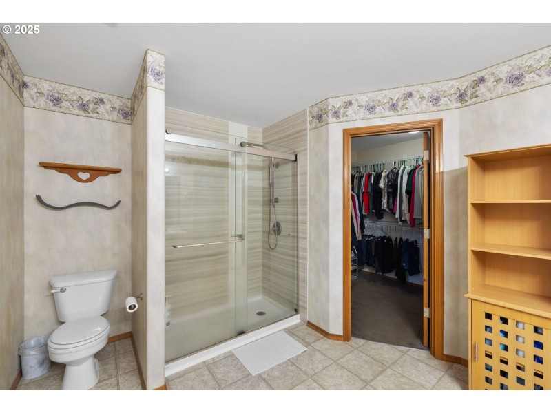 Bathroom, Attached