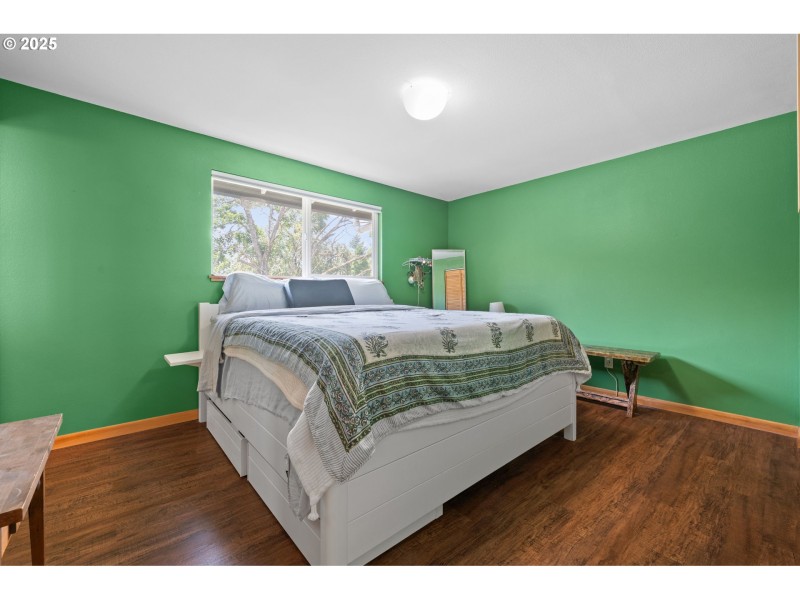 Bedroom, Primary
