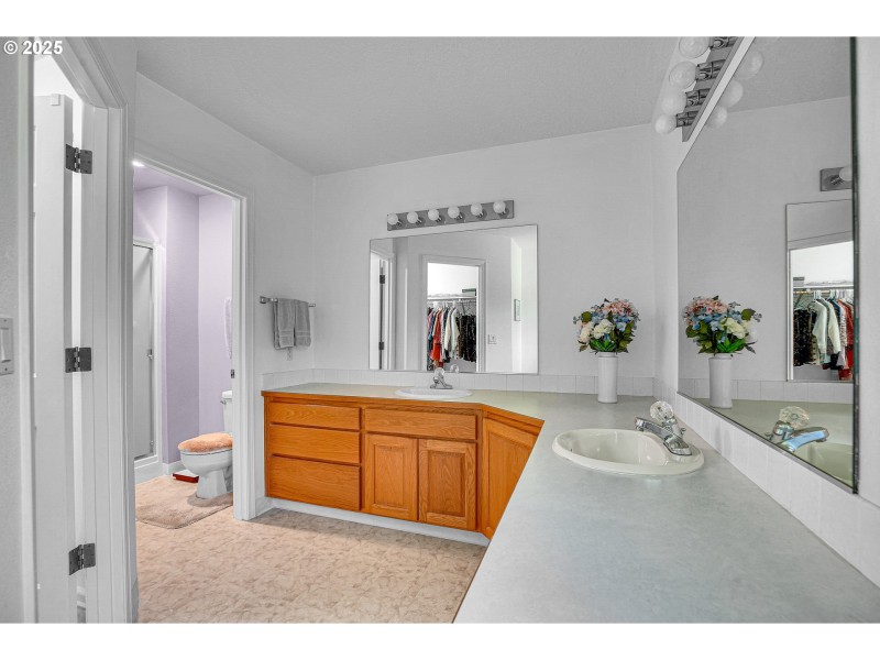 Owner's Suite Bathroom