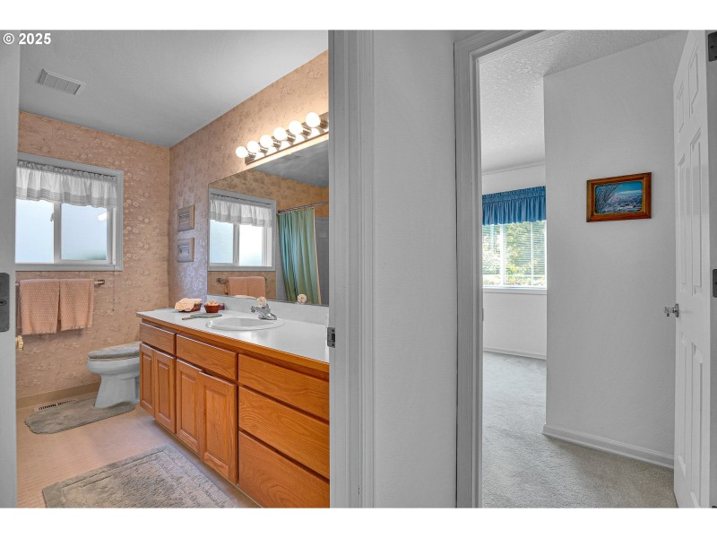 Attached Bathroom #2