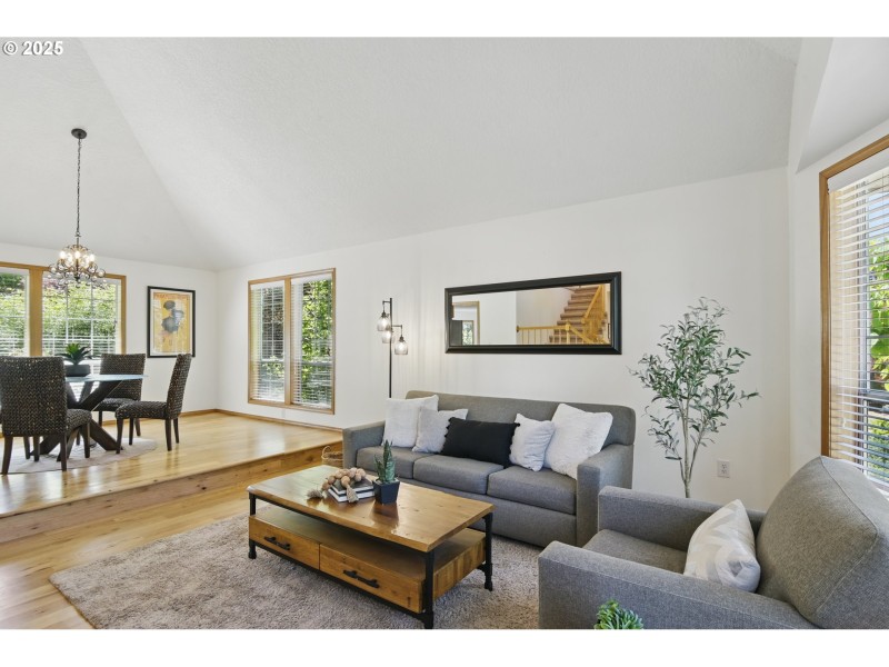 Living Room/Dining Room