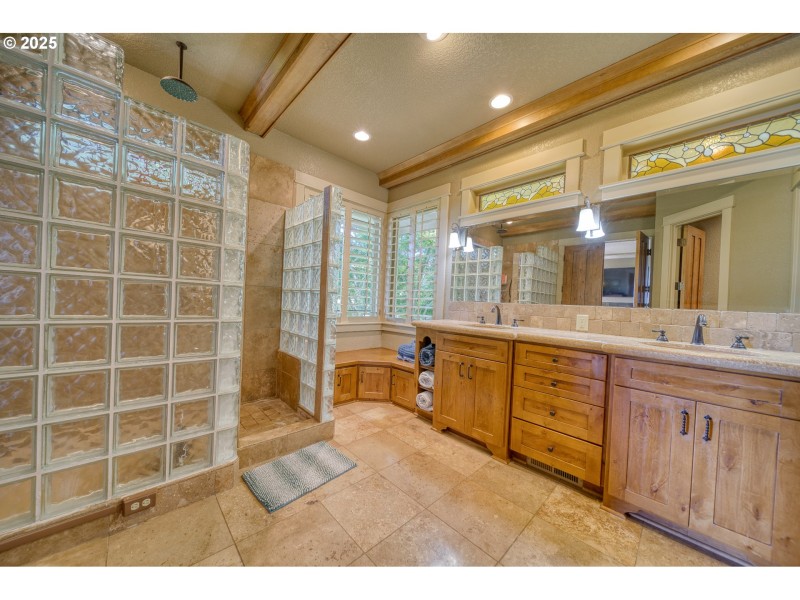 Owner's Suite Bathroom