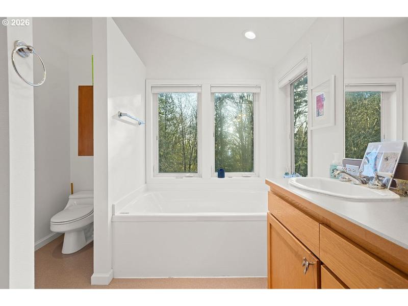 Owner's Suite Bathroom