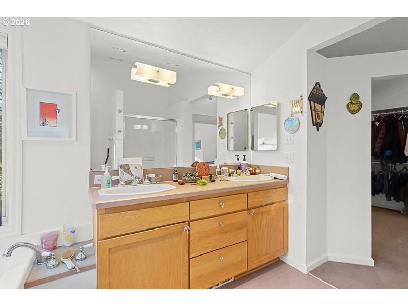 Owner's Suite Bathroom