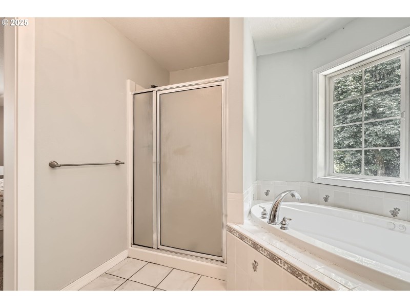Owner's Suite Bathroom