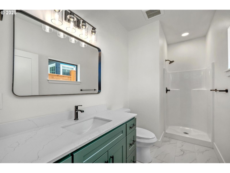 Bathroom, Attached