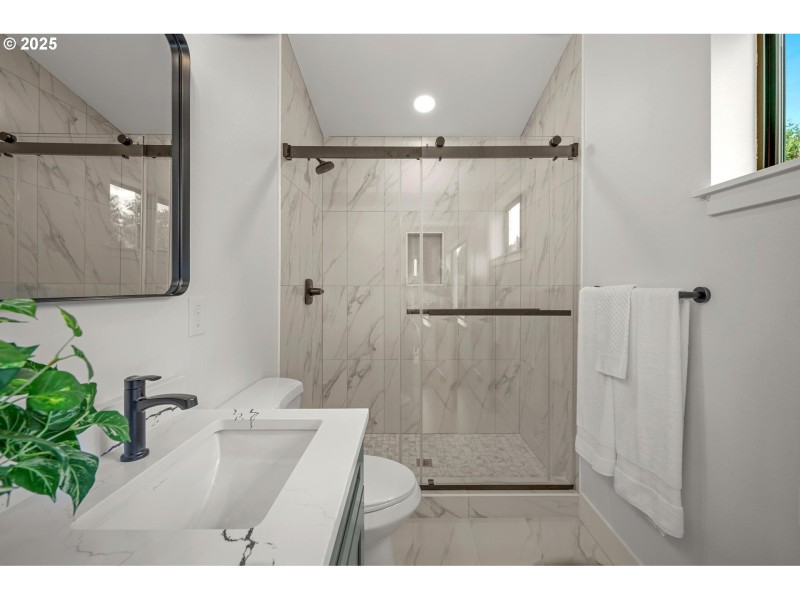 Bathroom, Attached