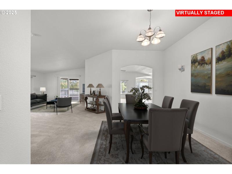 Living Room/Dining Room