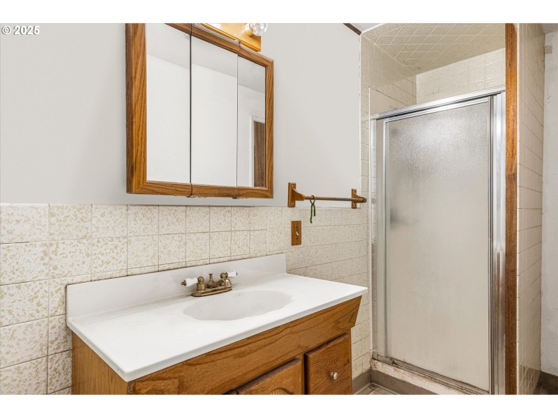 Owner's Suite Bathroom