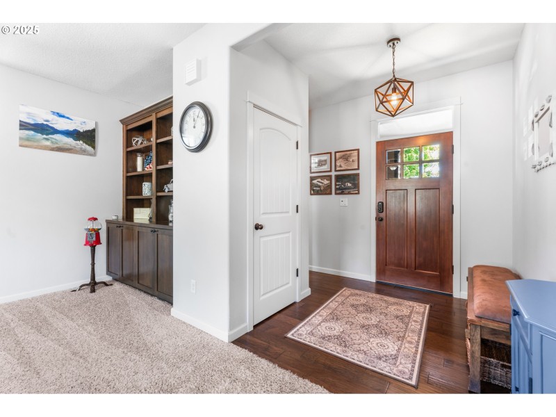 Entrance/Foyer