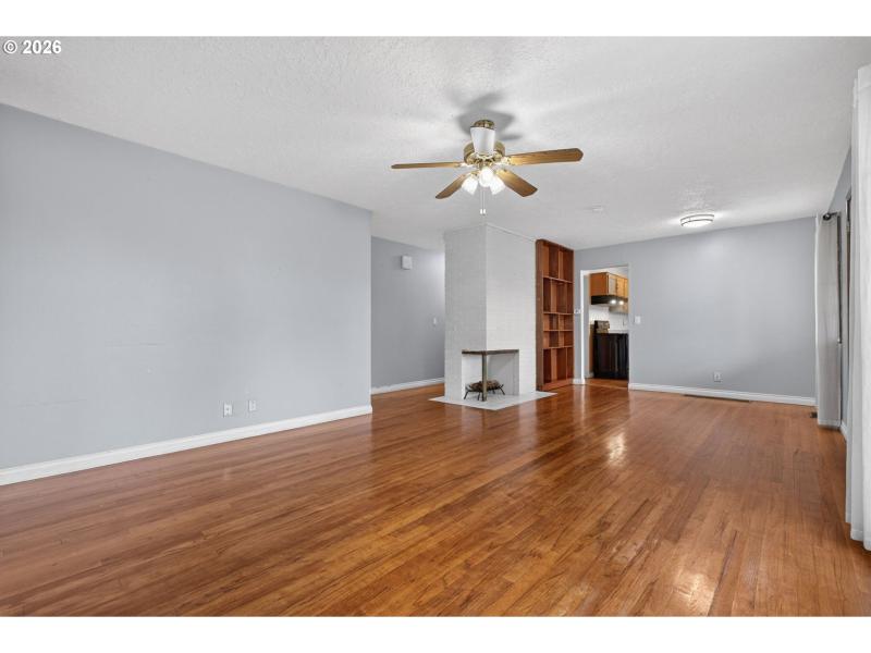 Living Room/Dining Room