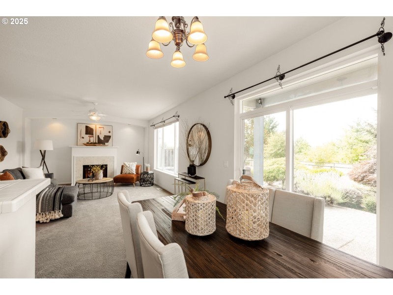 Living Room/Dining Room