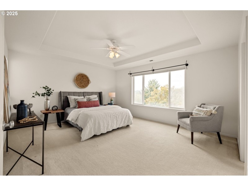 Bedroom, Primary