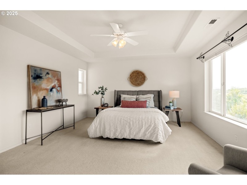 Bedroom, Primary