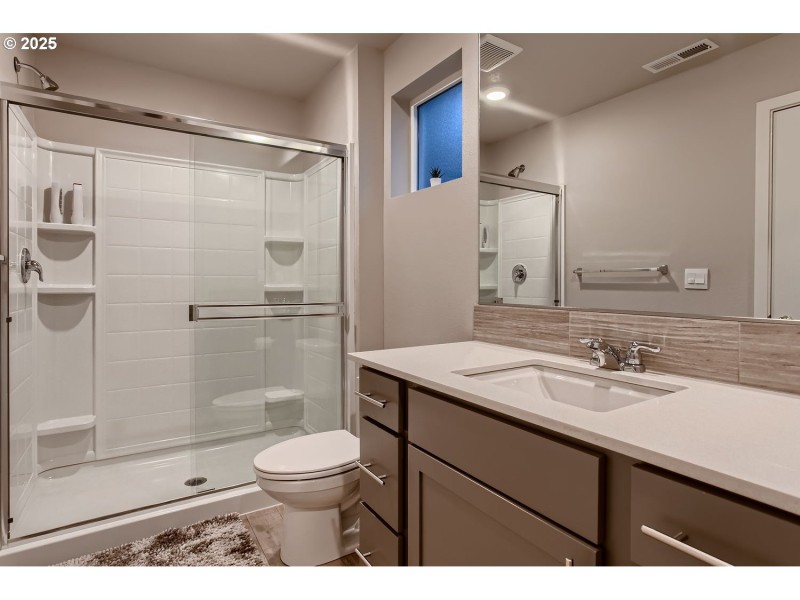 Bathroom, Attached
