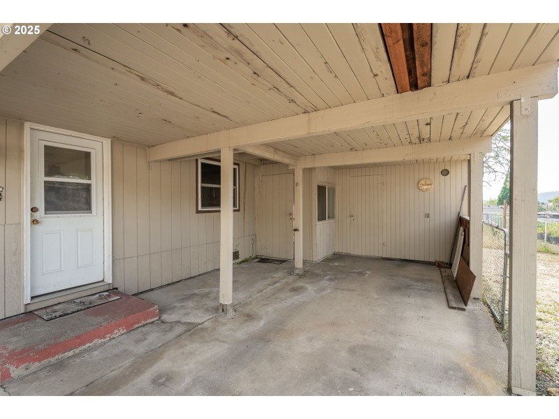 Carport