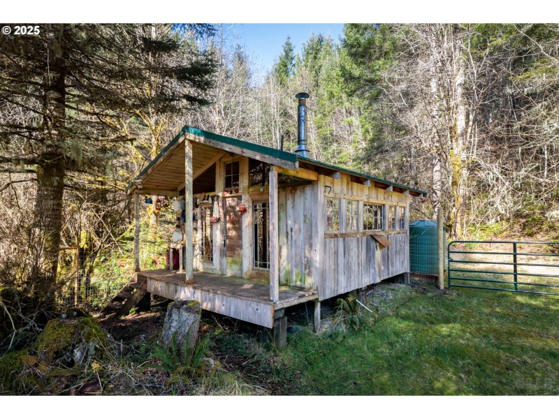 Guest Quarters
