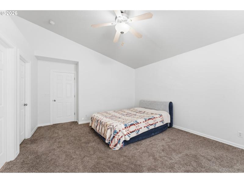 Bedroom, Owner's Suite