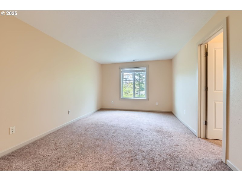 Bedroom, Owner's Suite