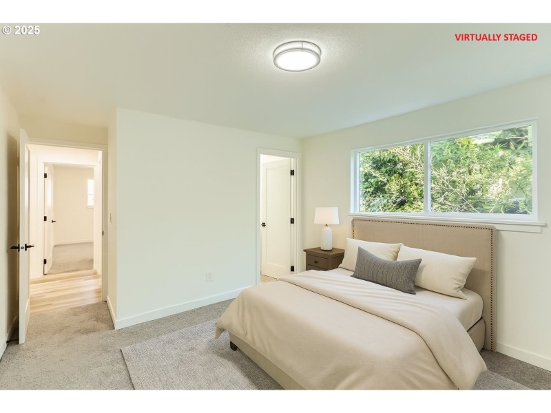 Bedroom, Primary