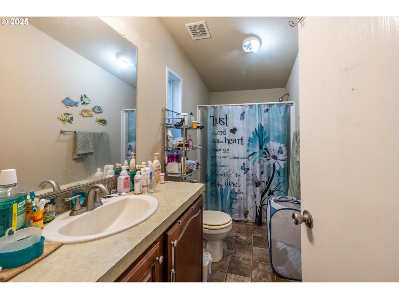 Bathroom, Attached
