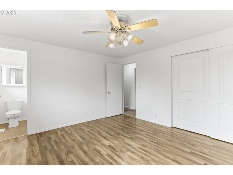 Bedroom, Owner's Suite