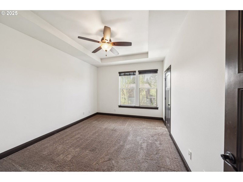 Bedroom, Primary