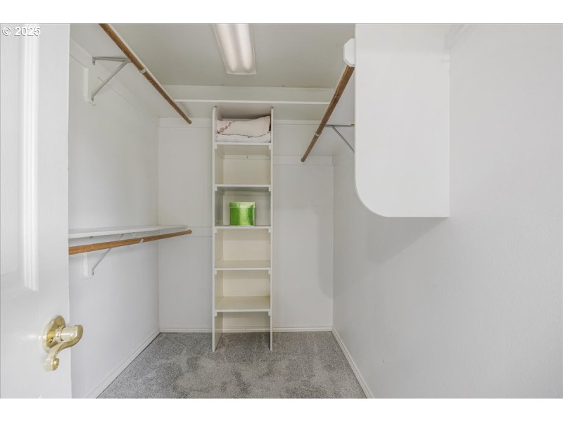 Bedroom, Owner's Suite