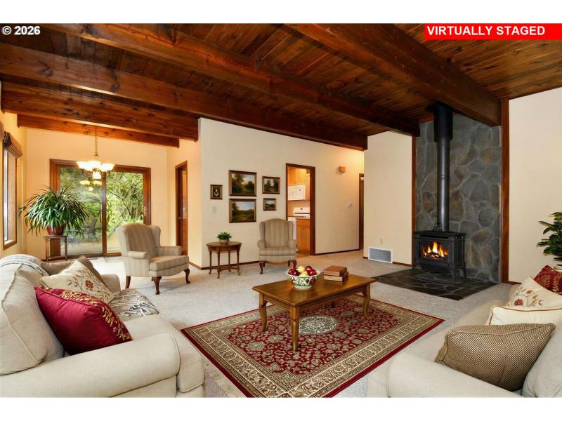 Living Room/Dining Room