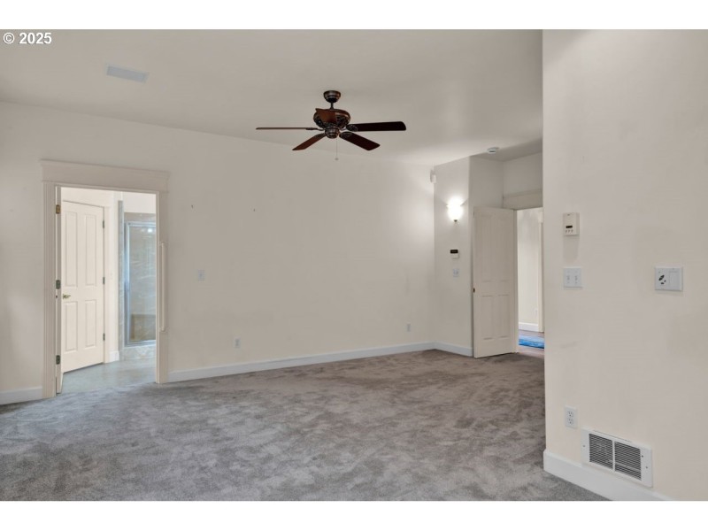 Bedroom, Owner's Suite