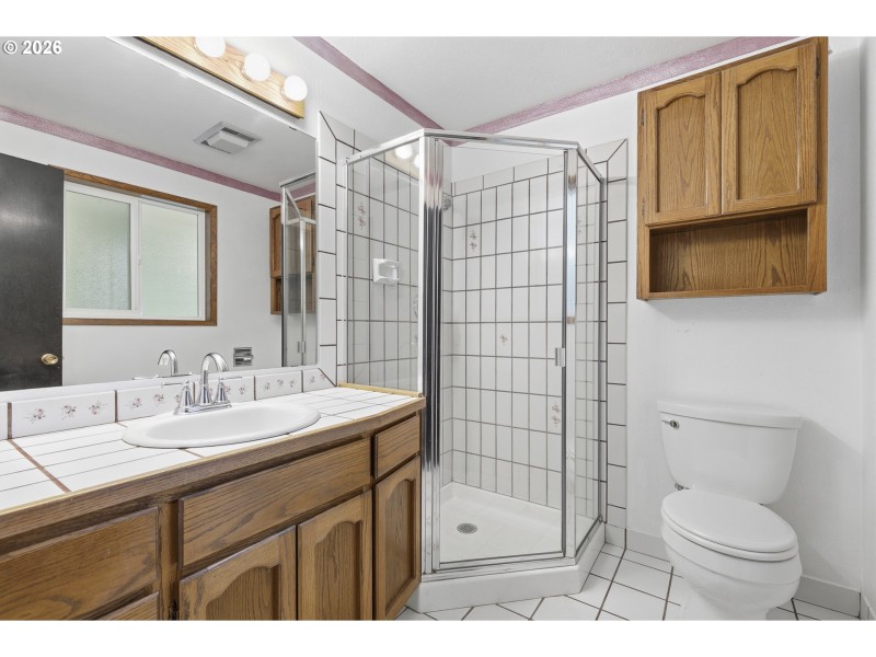 Owner's Suite Bathroom