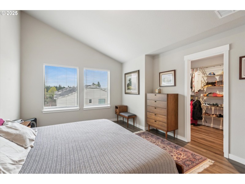 Bedroom, Primary
