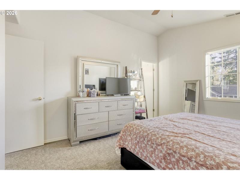 Bedroom, Owner's Suite