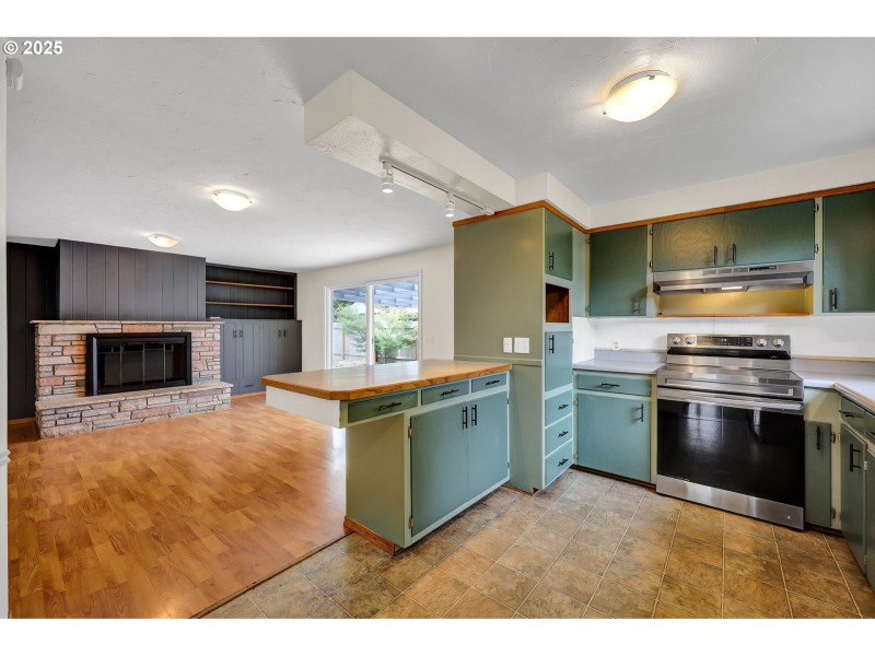Kitchen/Family Room