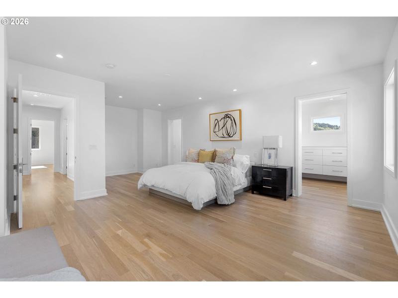 Bedroom, Owner's Suite